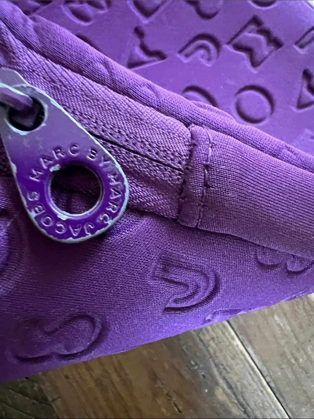 Marc Jacobs Dream deep Purple Quilted Logo Tablet Sleeve